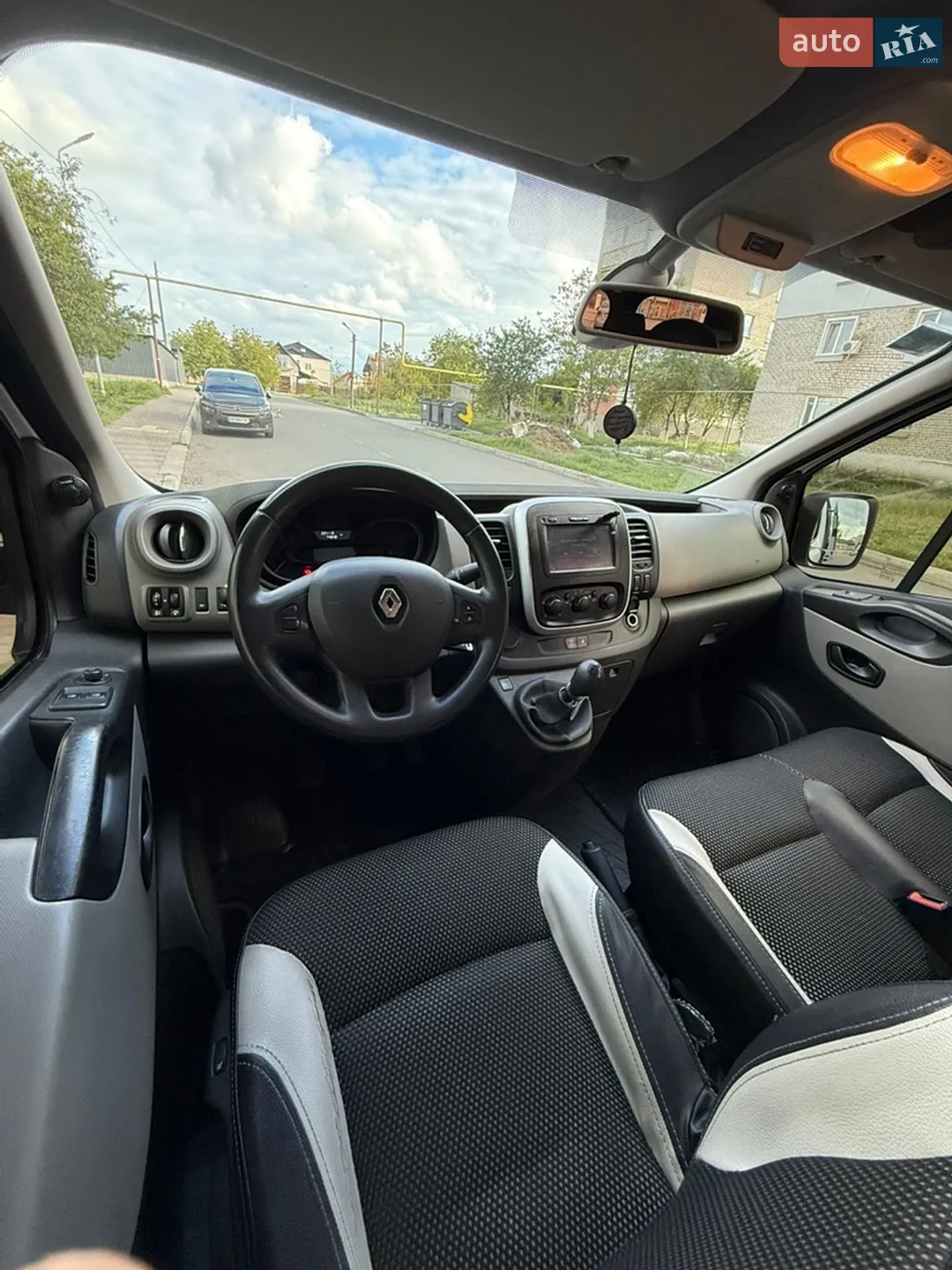 2016 Renault Trafic - мініатюра 32