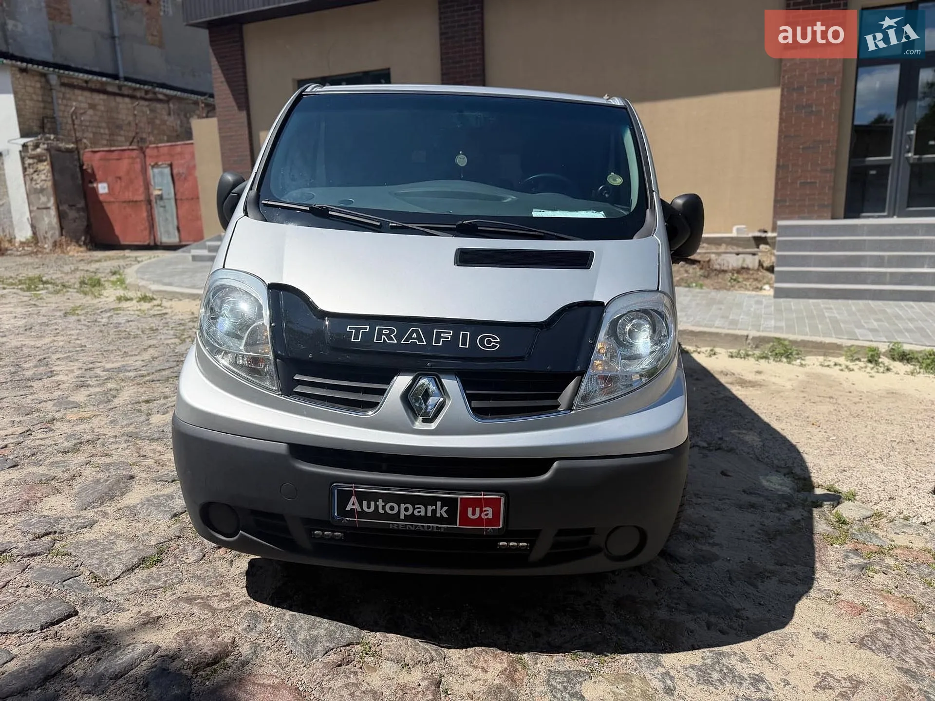 2010 Renault Trafic - мініатюра 2
