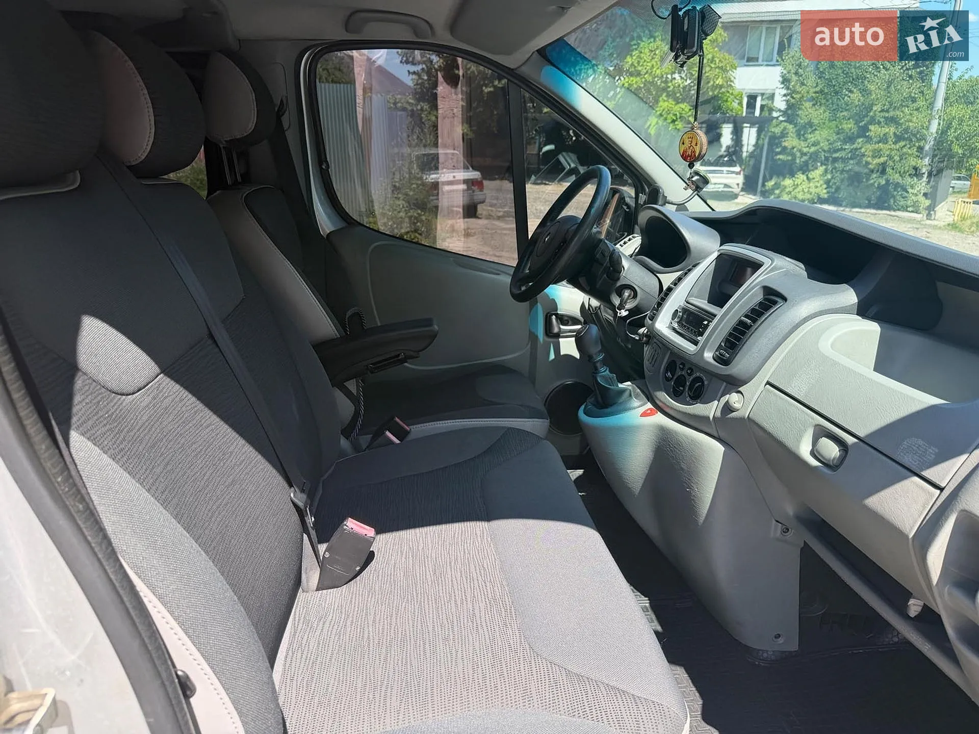 2010 Renault Trafic - мініатюра 21