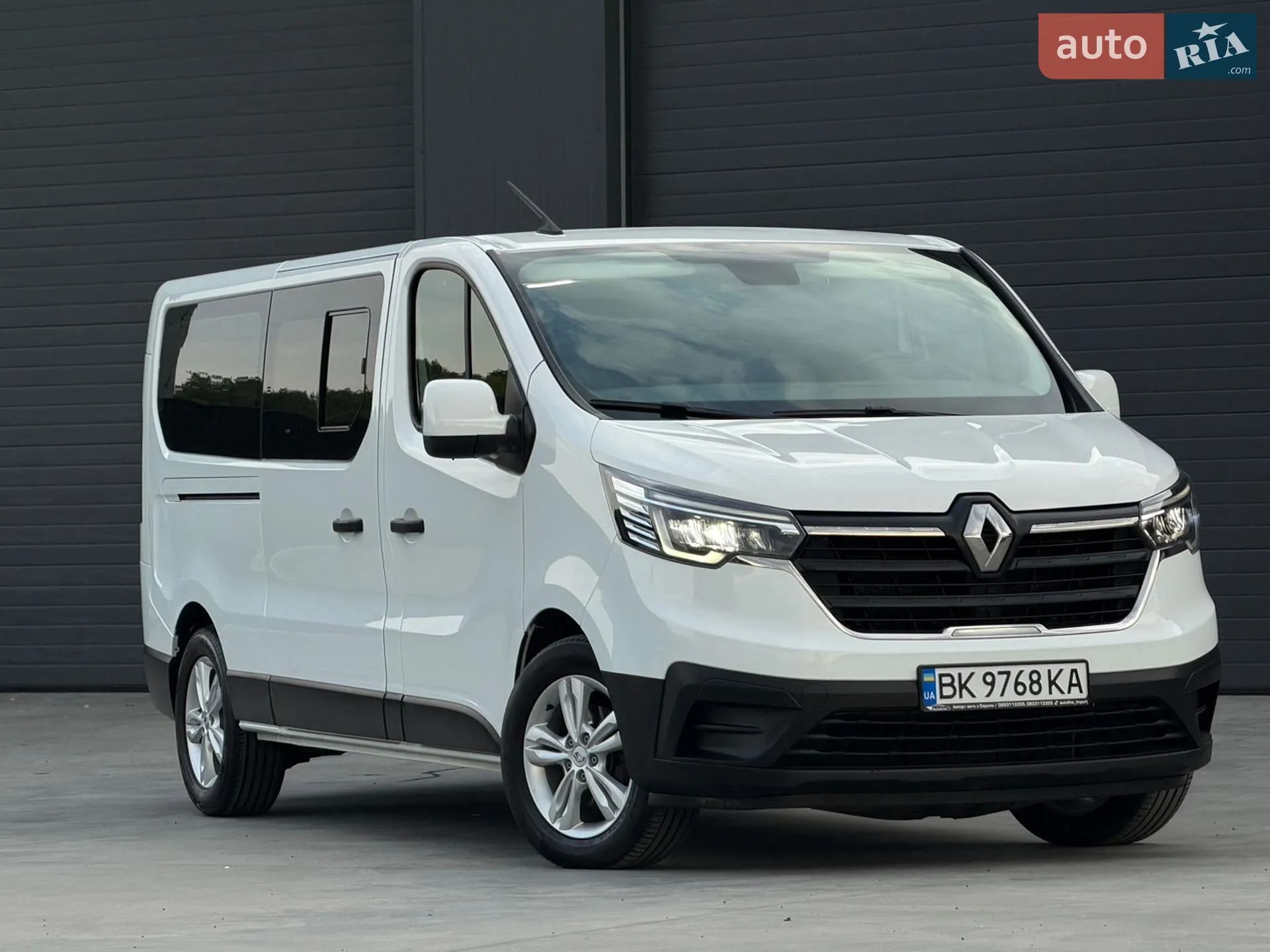 Renault Trafic 2006 VIN VF1FLABA56Y135337 фото оголошення 3 з 19