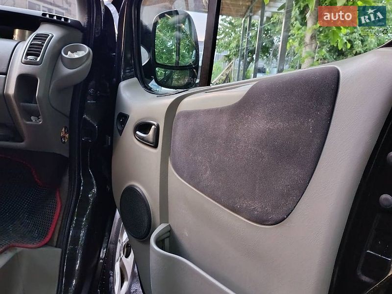 Мінівен Renault Trafic 2012 в Борисполі