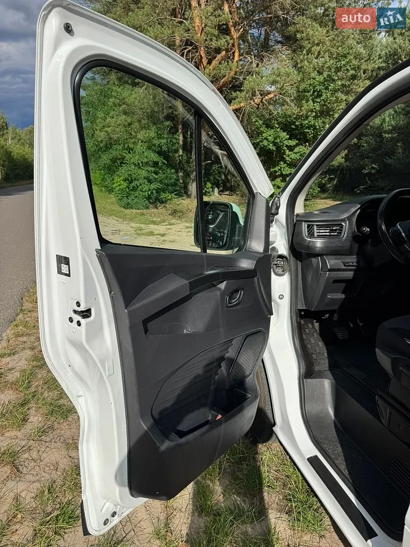 2022 Renault Trafic - мініатюра 16