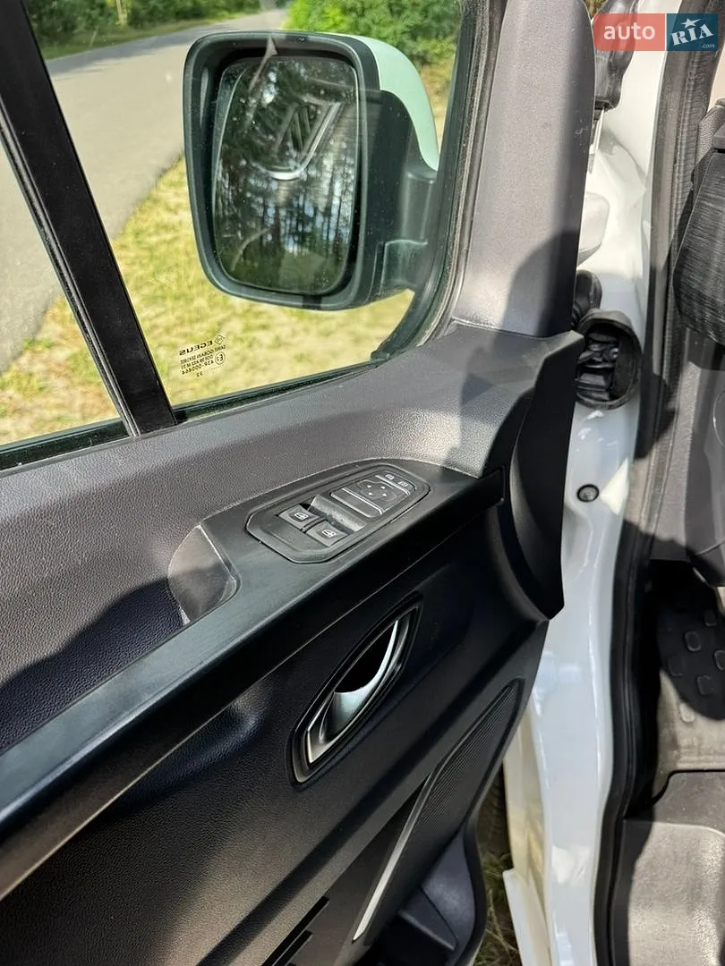 2022 Renault Trafic - мініатюра 20