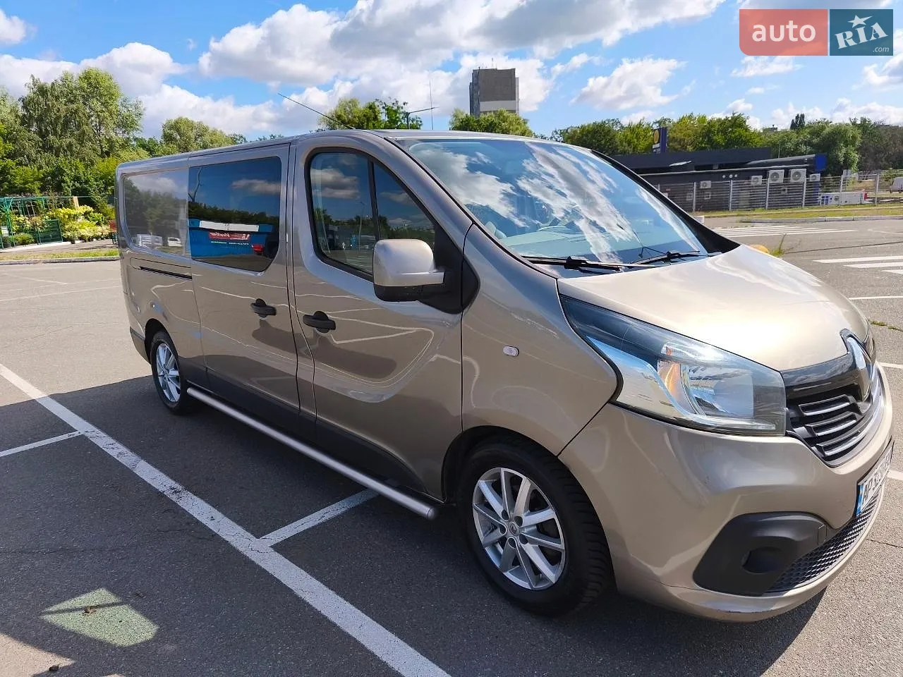 2015 Renault Trafic - мініатюра 4