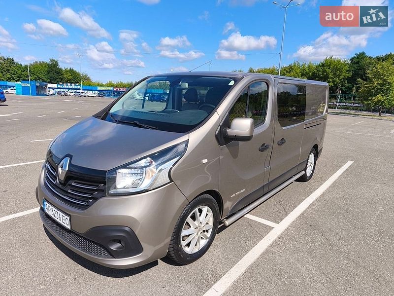 Renault Trafic 2015