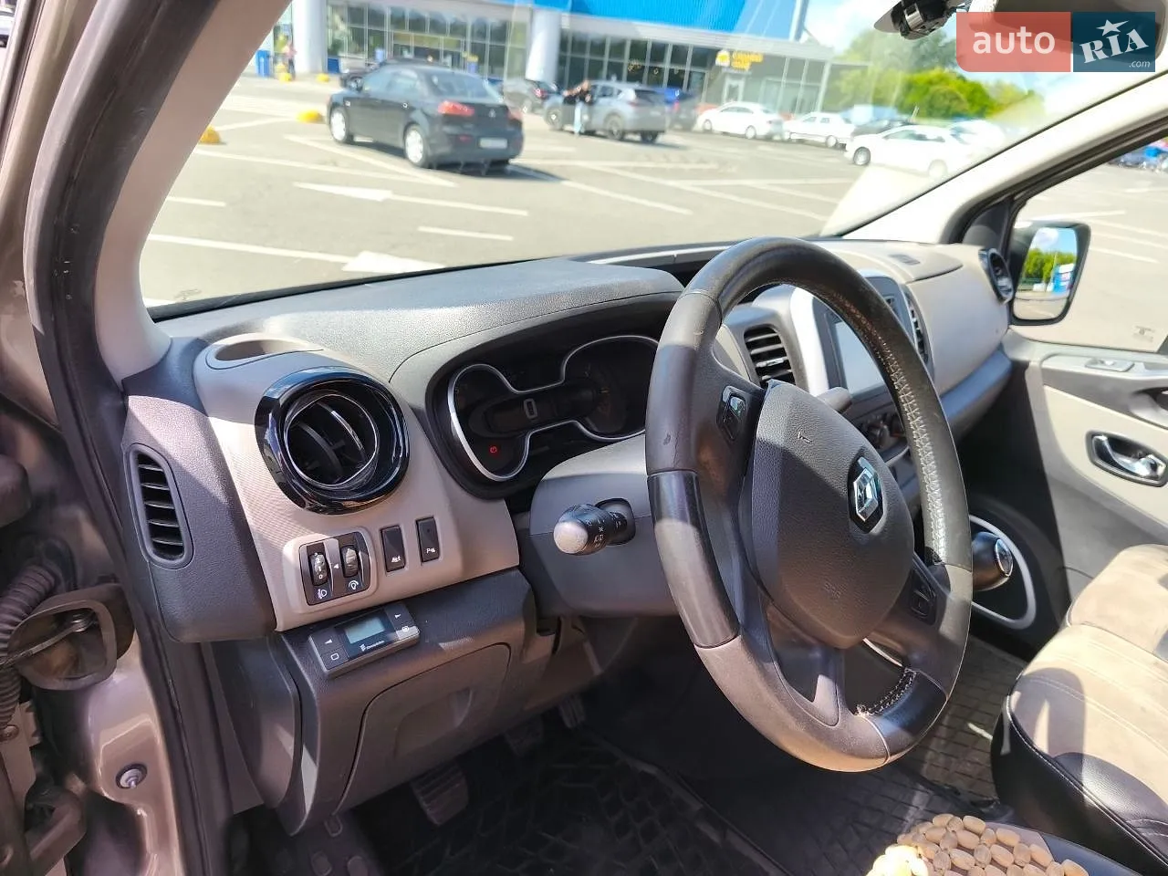 2015 Renault Trafic - мініатюра 6