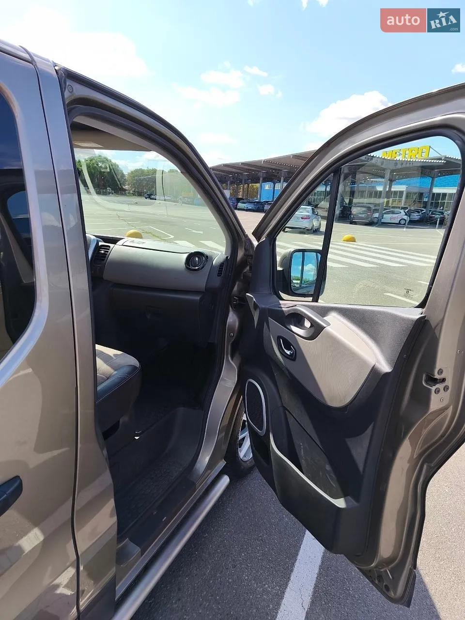 2015 Renault Trafic - мініатюра 10