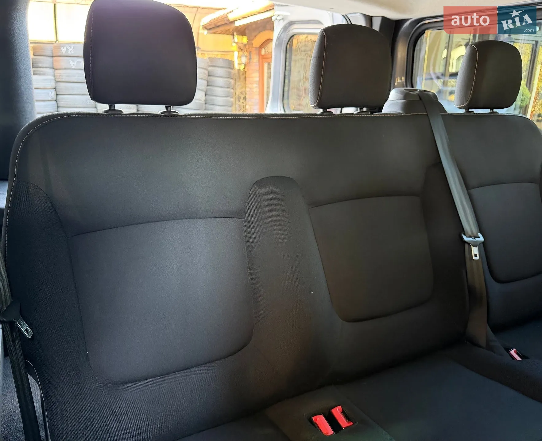 2017 Renault Trafic - мініатюра 75
