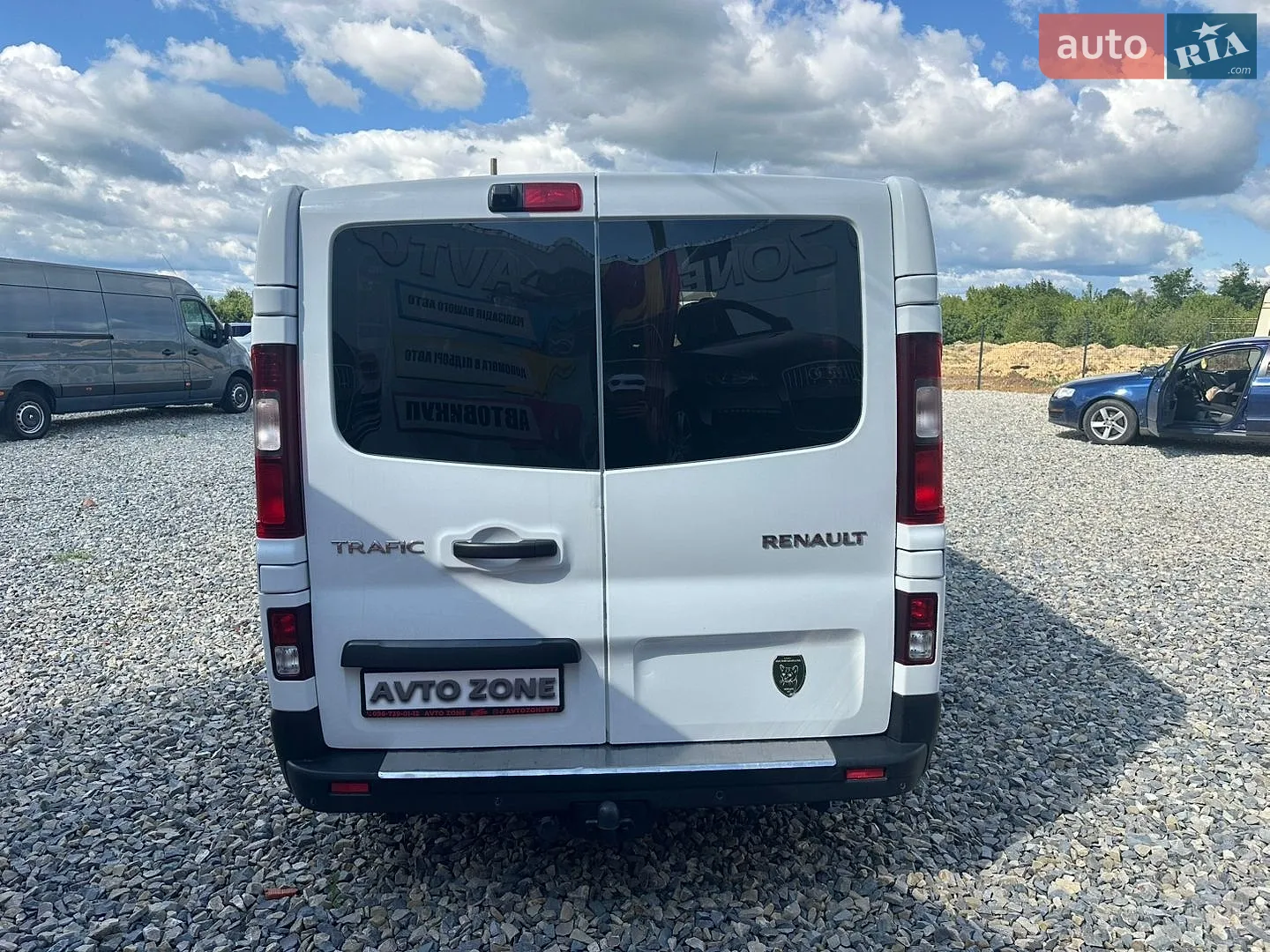 2016 Renault Trafic - мініатюра 3