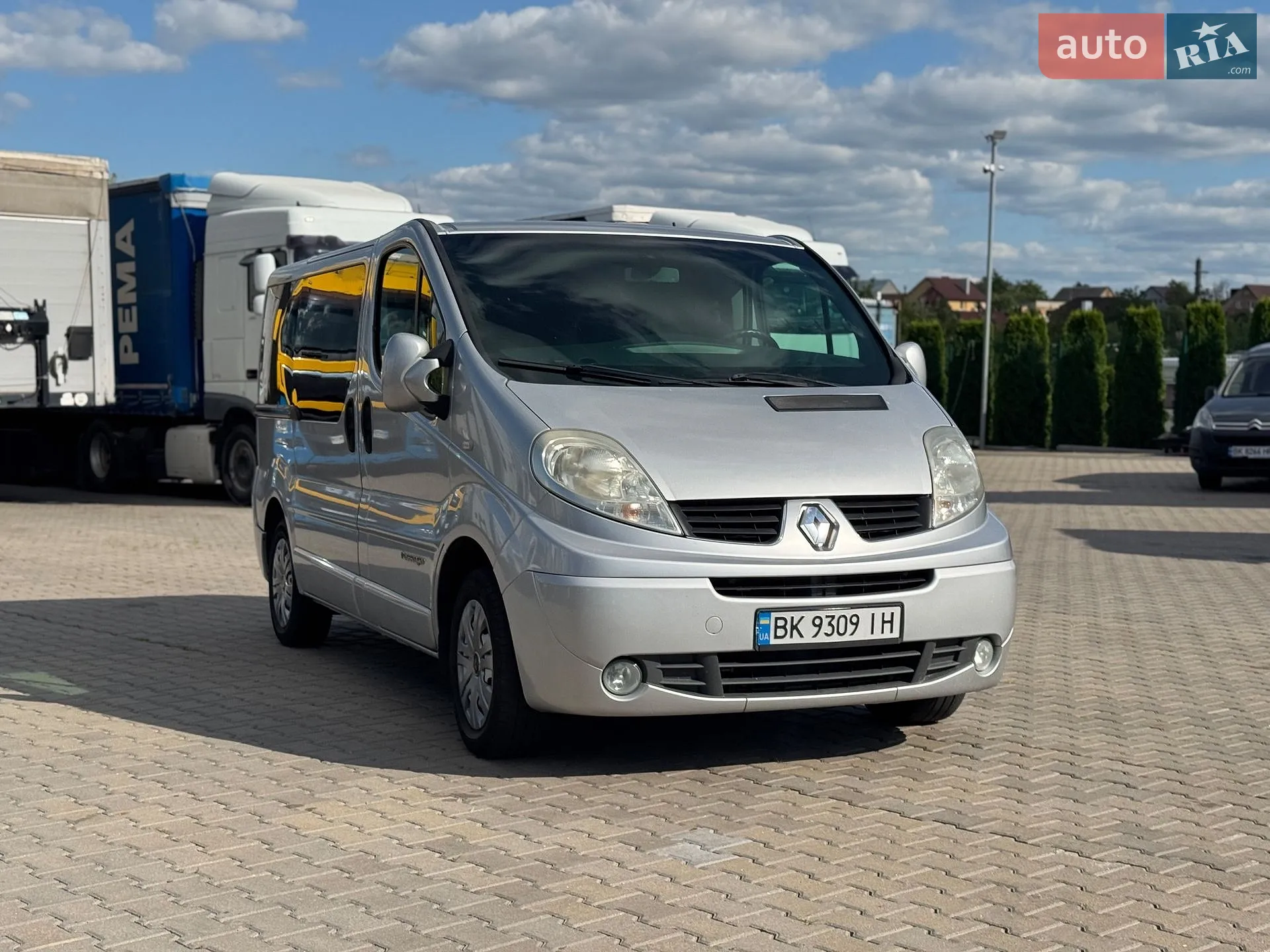 2011 Renault Trafic - фото 1