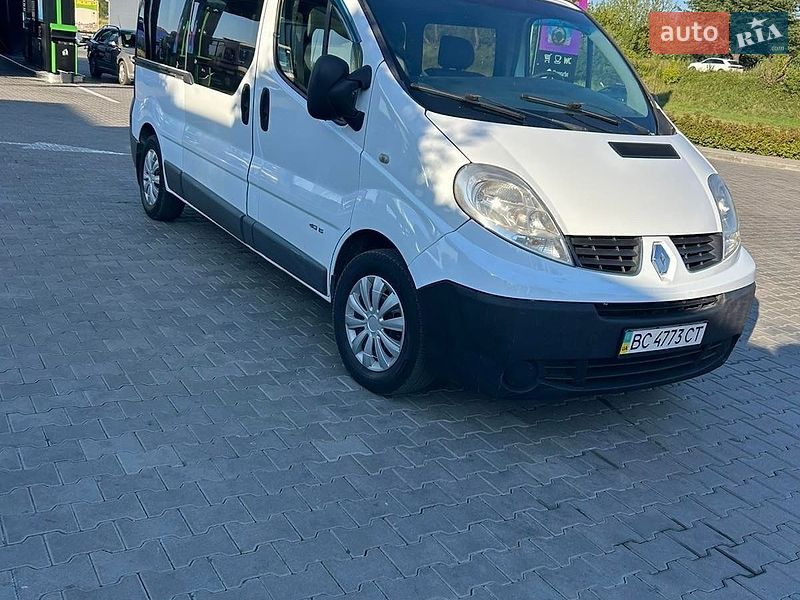 Минивэн Renault Trafic 2007 в Стрые фото Минивэн Renault Trafic 2007 в Стрые