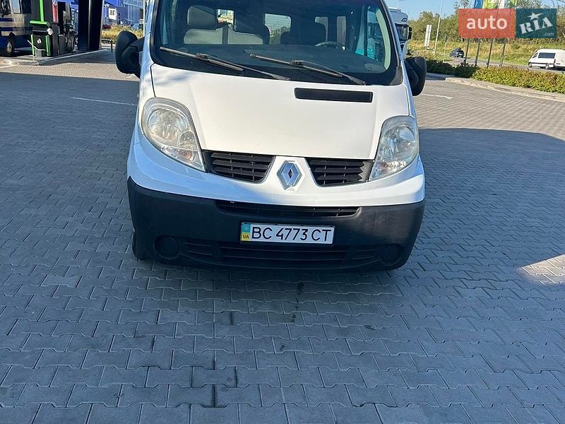 Минивэн Renault Trafic 2007 в Стрые фото 5 Минивэн Renault Trafic 2007 в Стрые