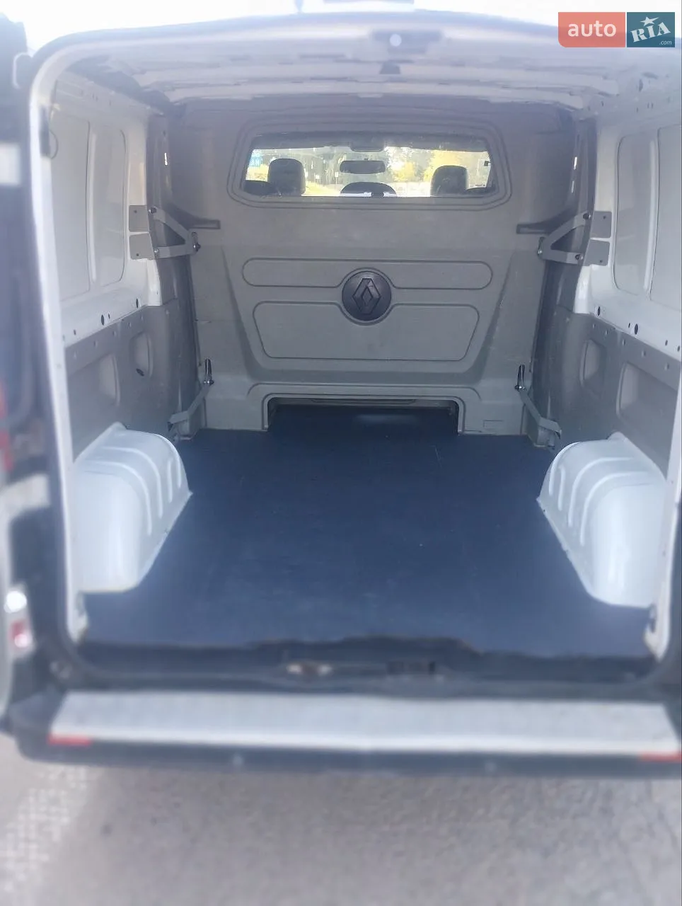 2013 Renault Trafic - мініатюра 22