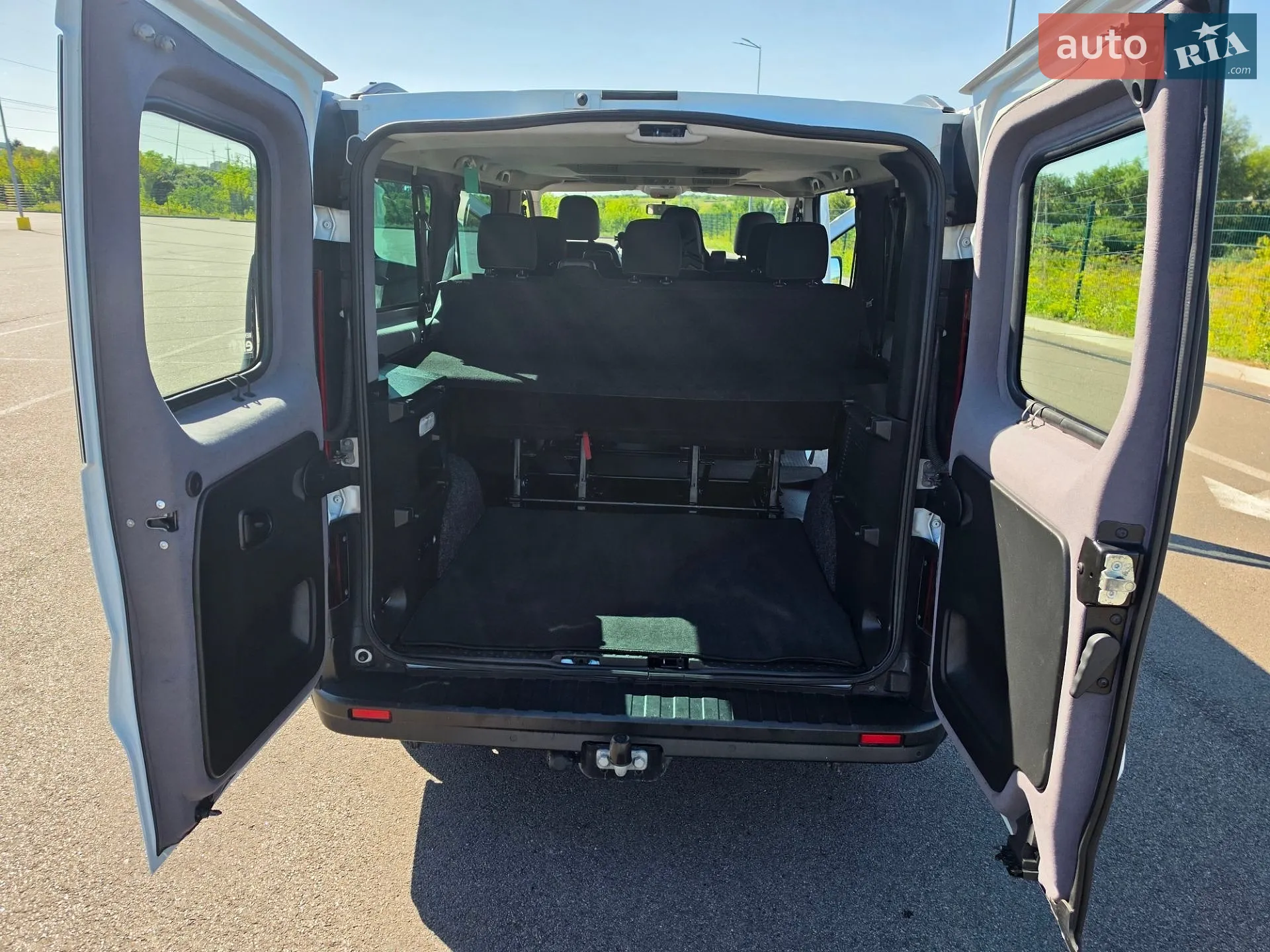 2020 Renault Trafic - мініатюра 40
