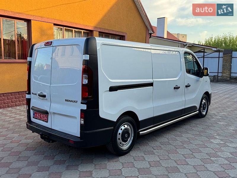 Вантажний фургон Renault Trafic 2020 в Рівному