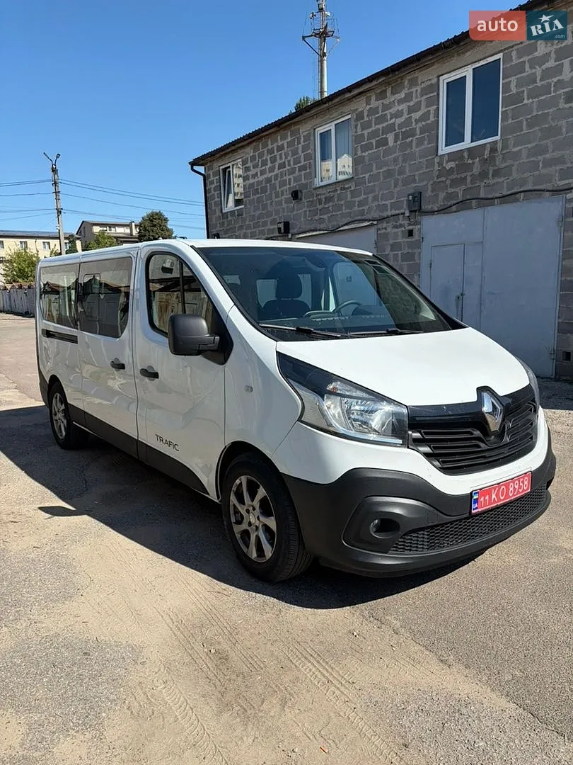 2017 Renault Trafic - фото 1