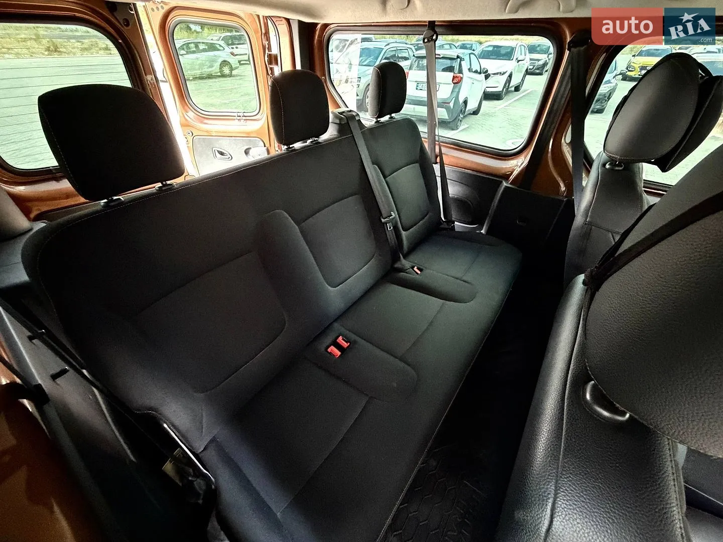 2016 Renault Trafic - мініатюра 16