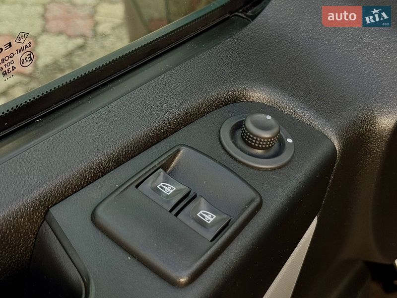 Грузопассажирский фургон Renault Trafic 2019 в Калуше фото 20 Грузопассажирский фургон Renault Trafic 2019 в Калуше
