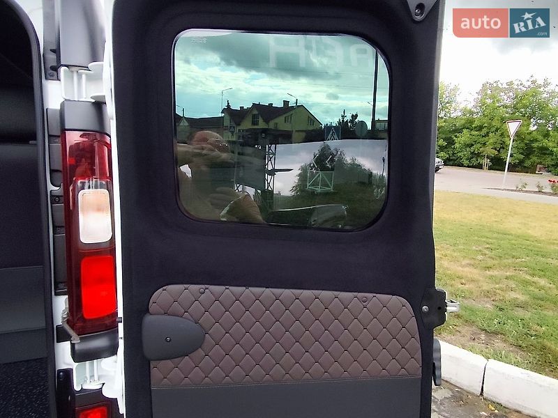 Минивэн Renault Trafic 2021 в Дубно