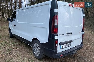 Вантажний фургон Renault Trafic 2016 в Дніпрі
