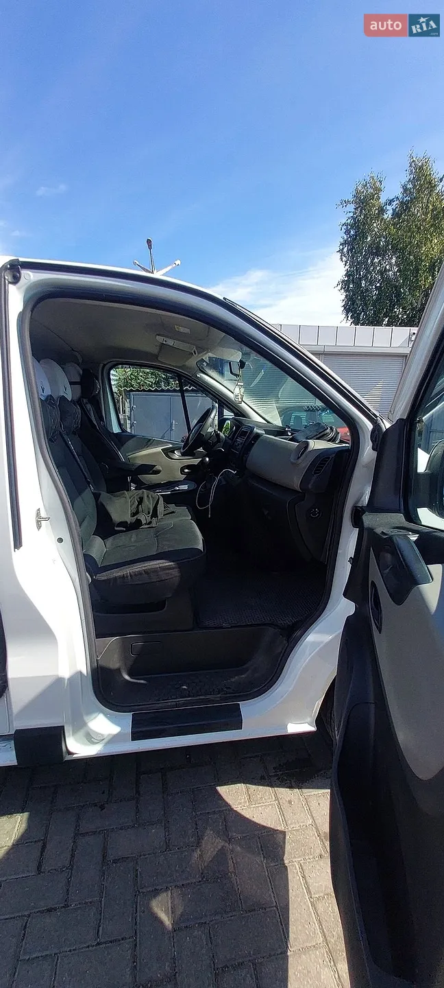2015 Renault Trafic - мініатюра 25