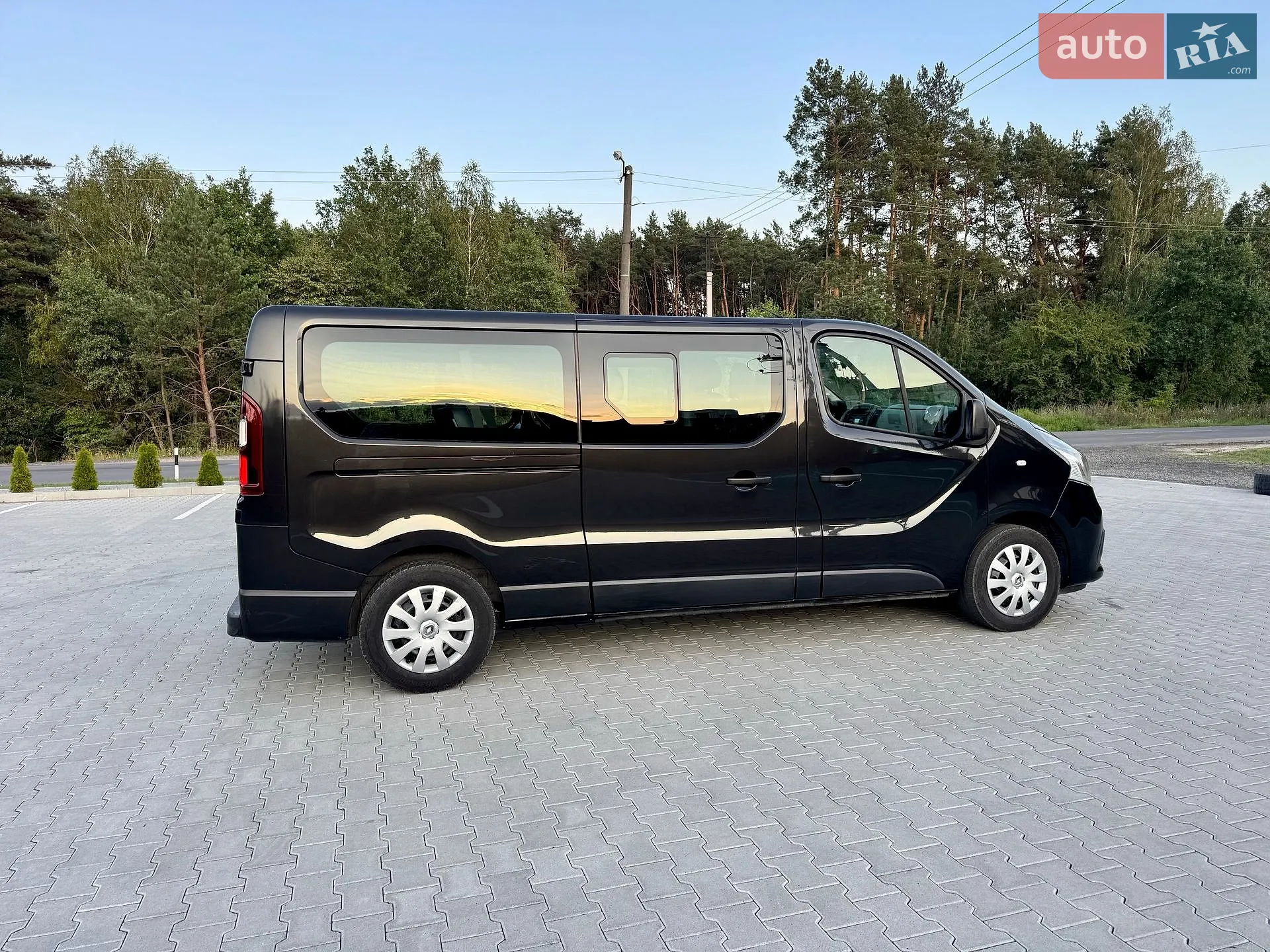 2017 Renault Trafic - мініатюра 10