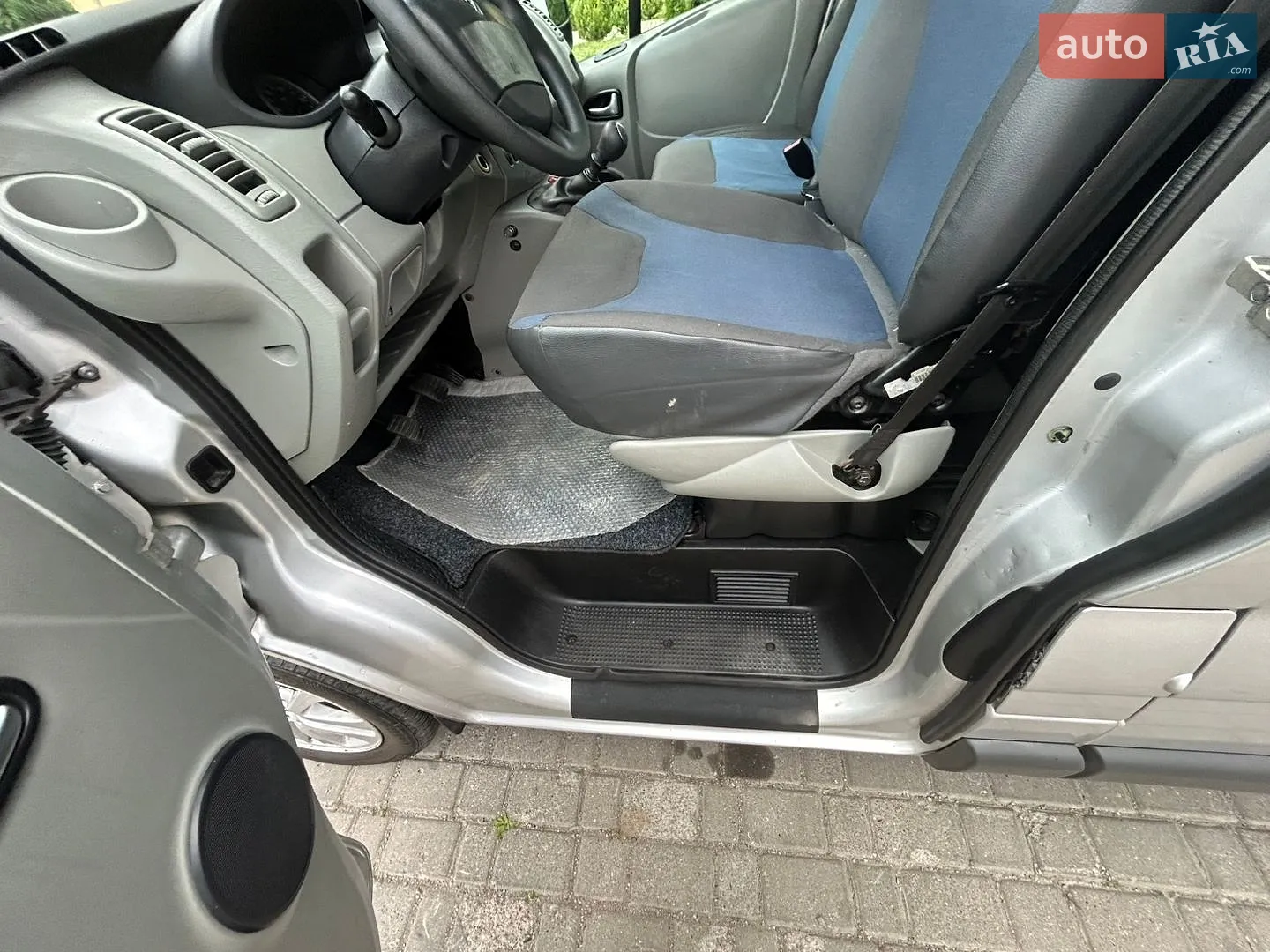 2011 Renault Trafic - мініатюра 10