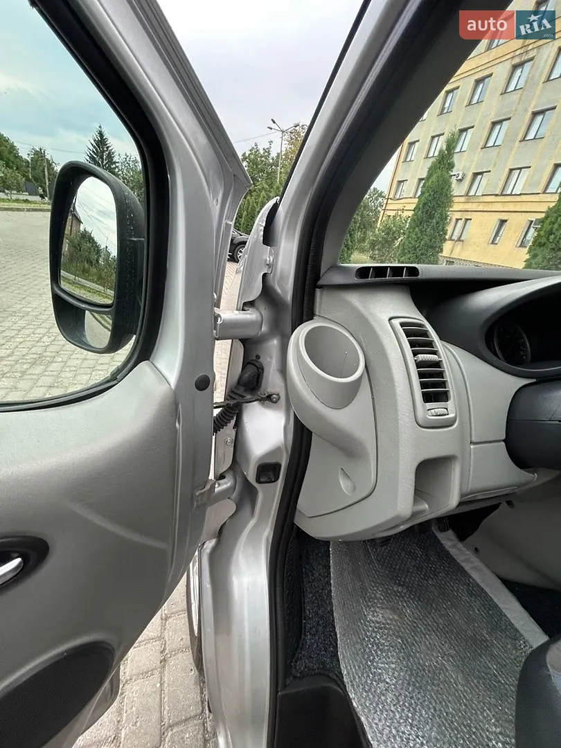 2011 Renault Trafic - мініатюра 15
