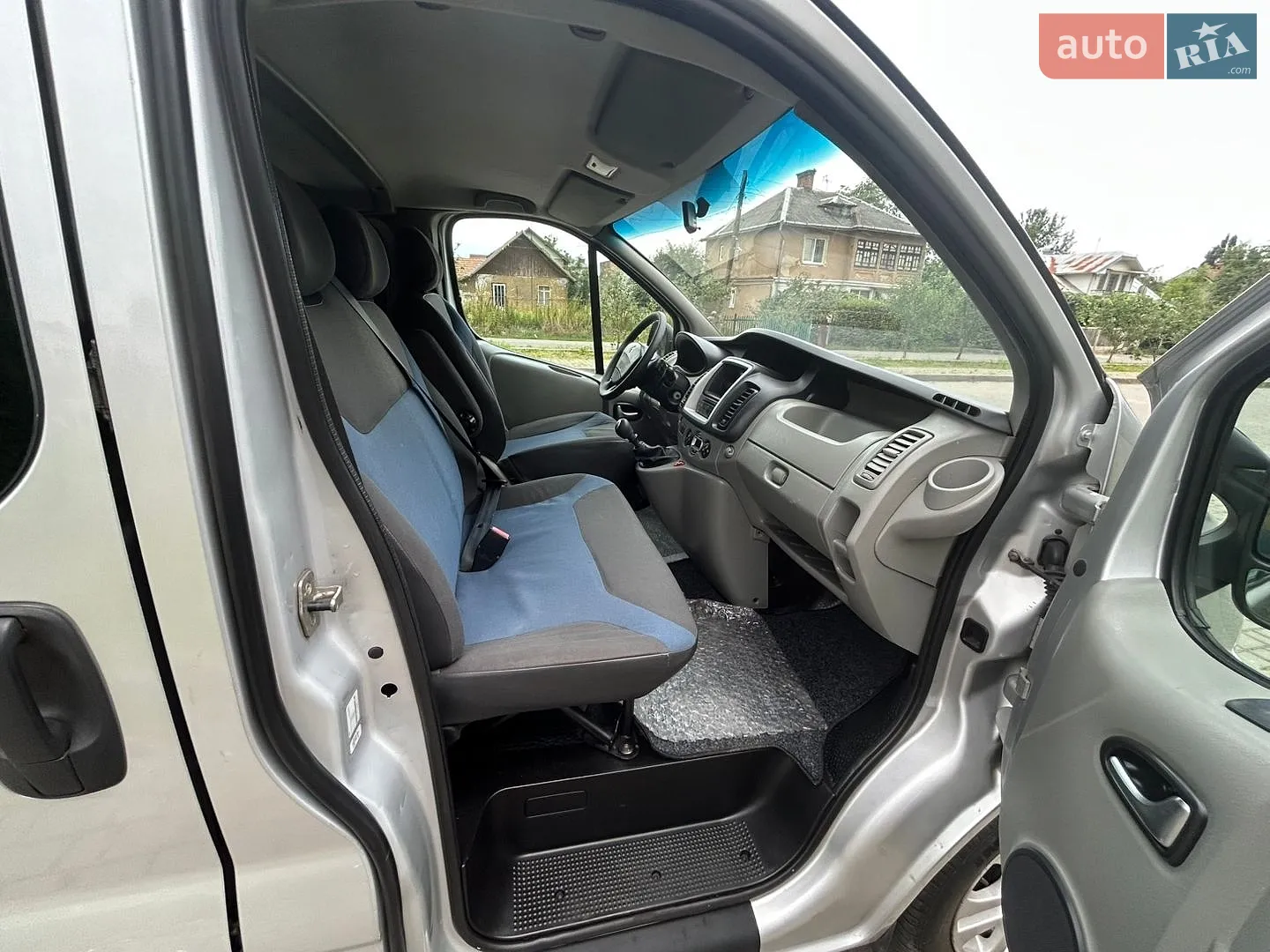 2011 Renault Trafic - мініатюра 11