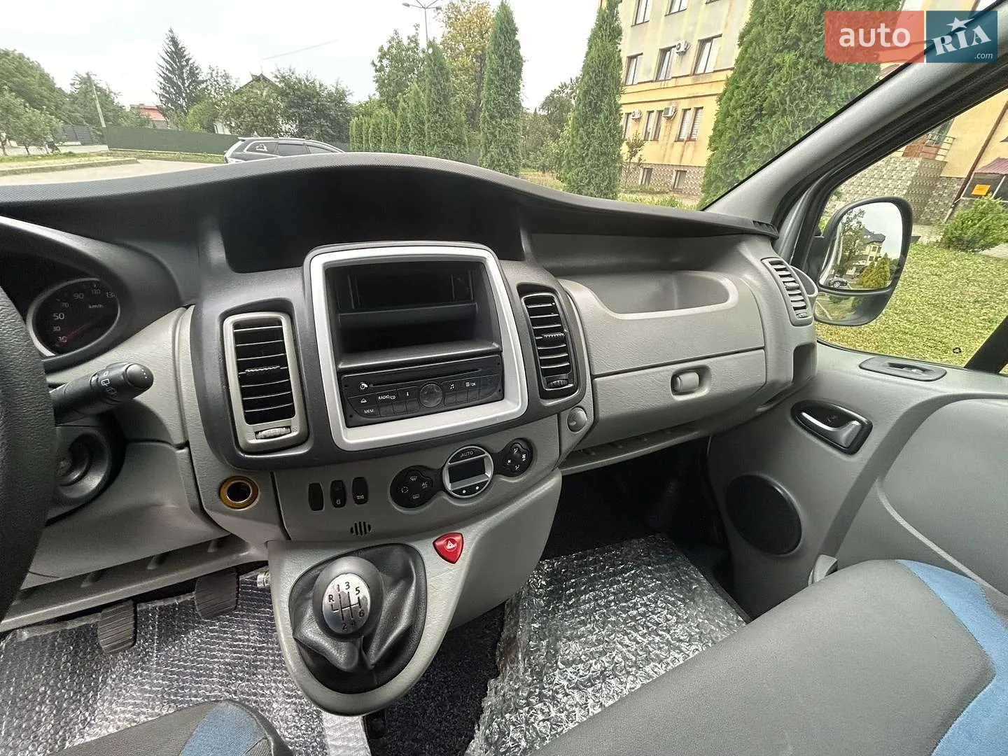 2011 Renault Trafic - мініатюра 13