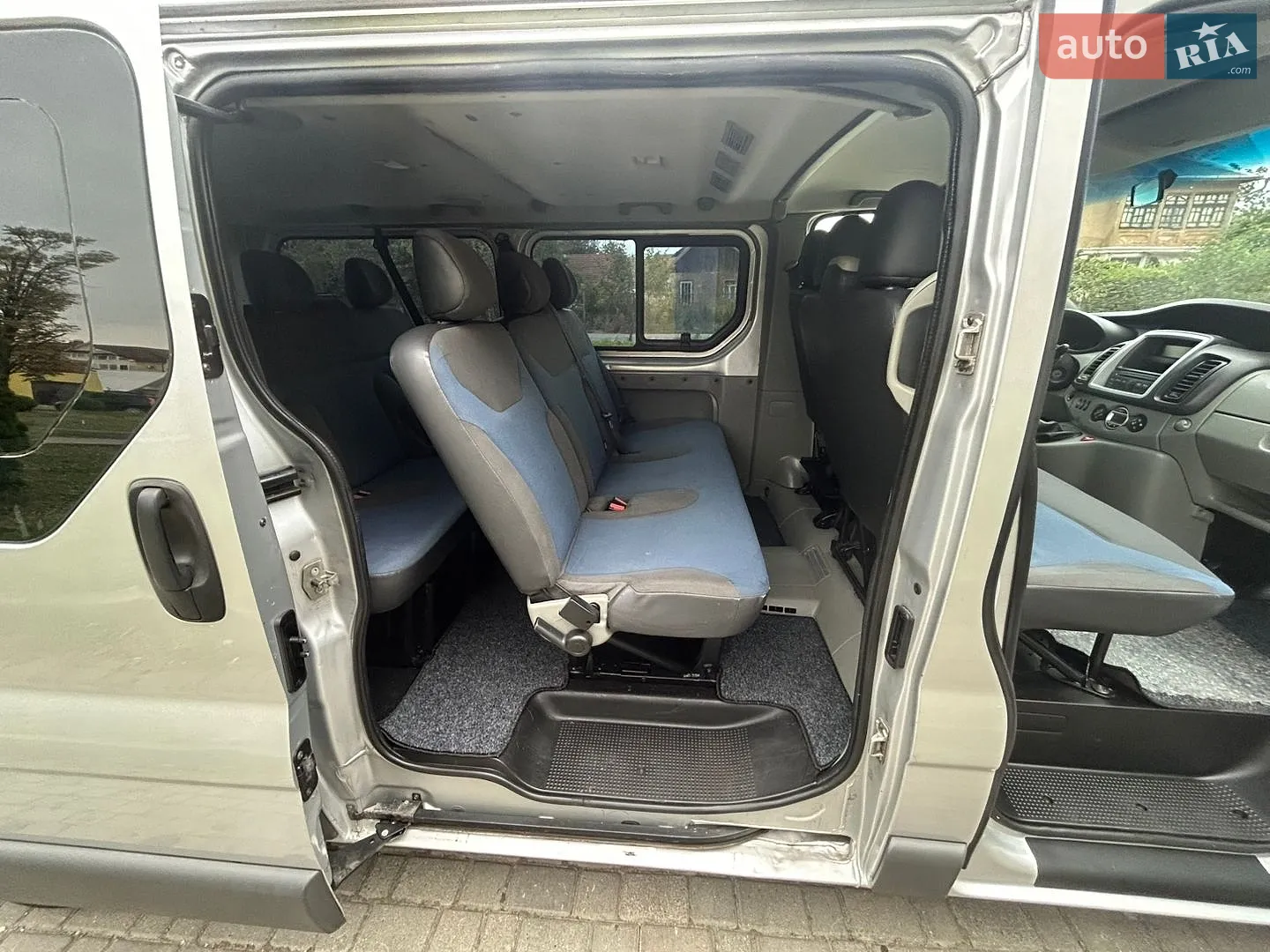 2011 Renault Trafic - мініатюра 25