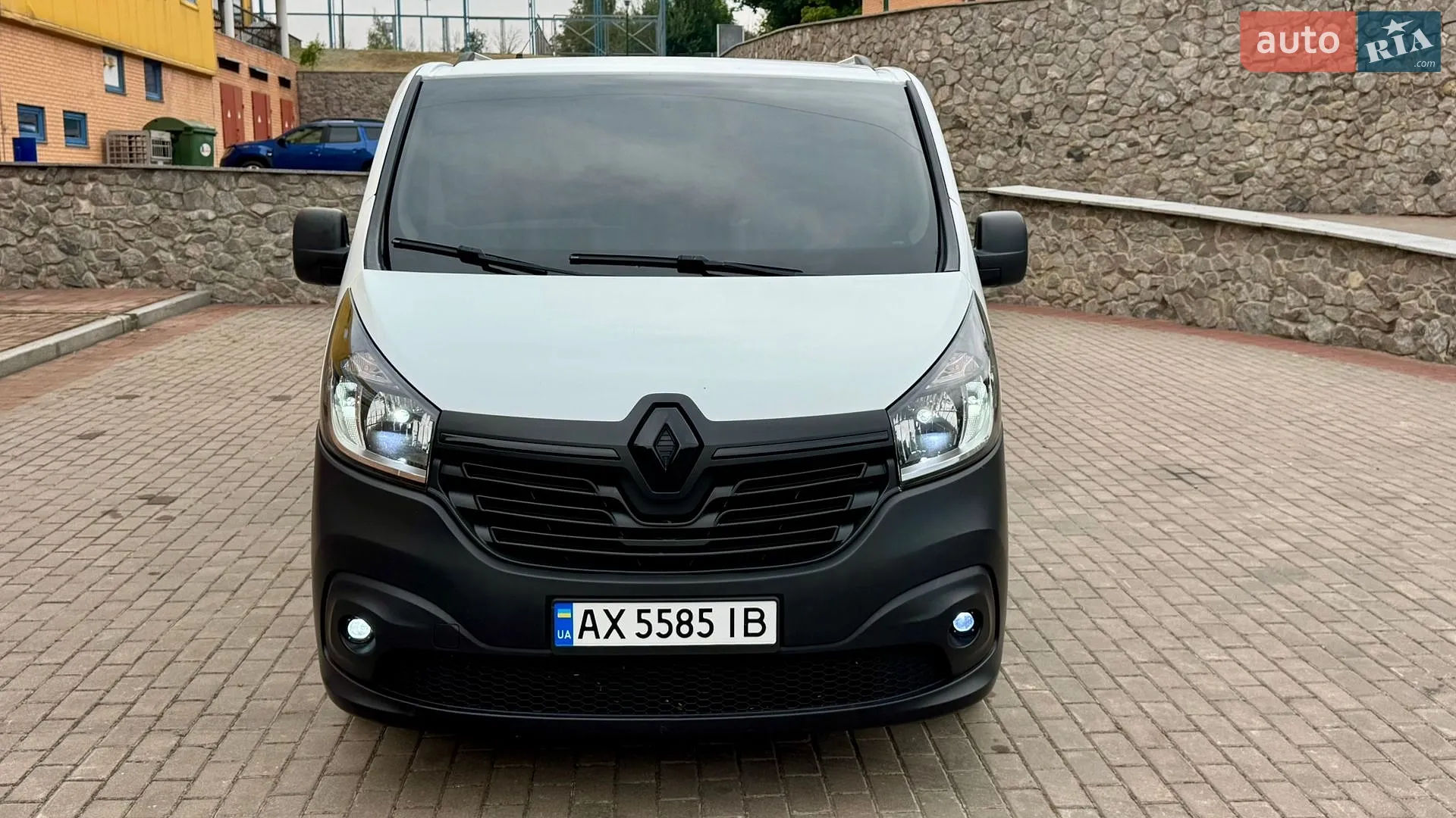 2015 Renault Trafic - мініатюра 13