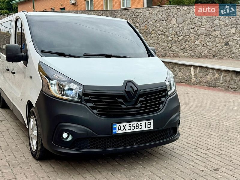 Минивэн Renault Trafic 2015 в Харькове фото 11 Минивэн Renault Trafic 2015 в Харькове