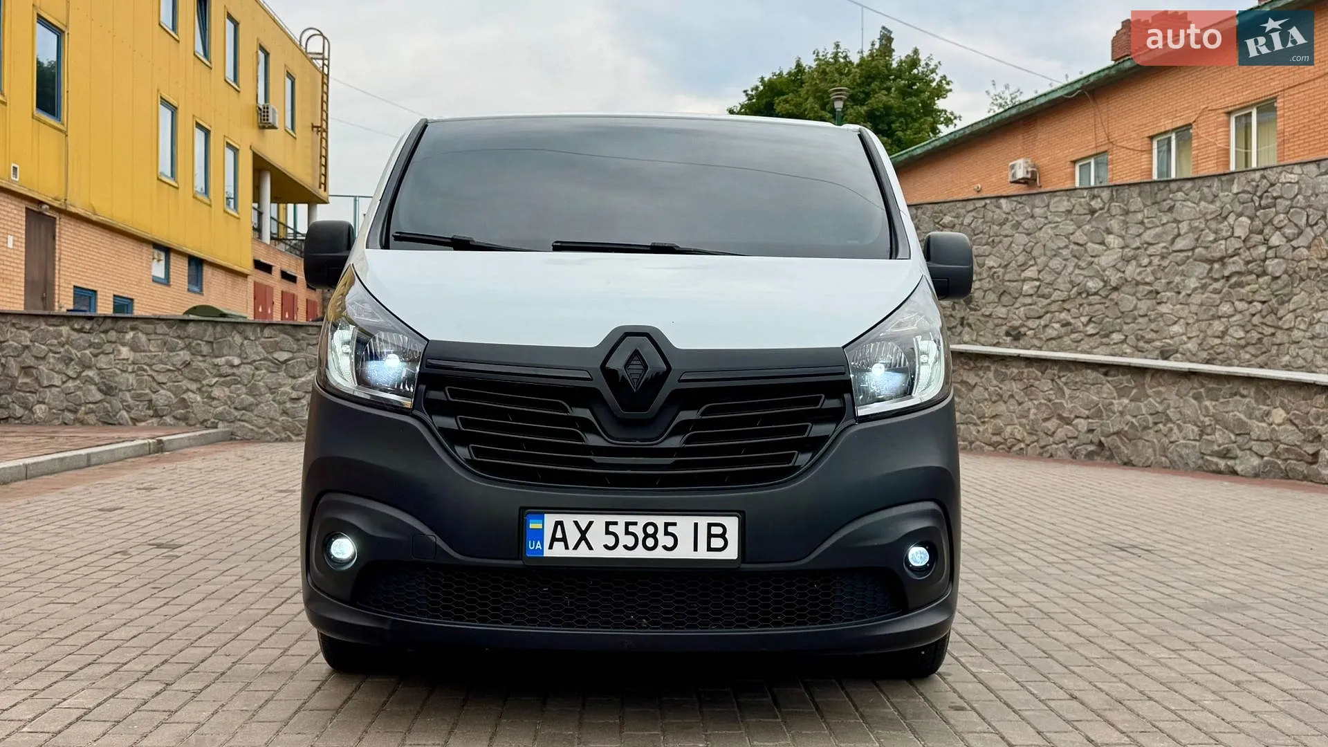 2015 Renault Trafic - мініатюра 12