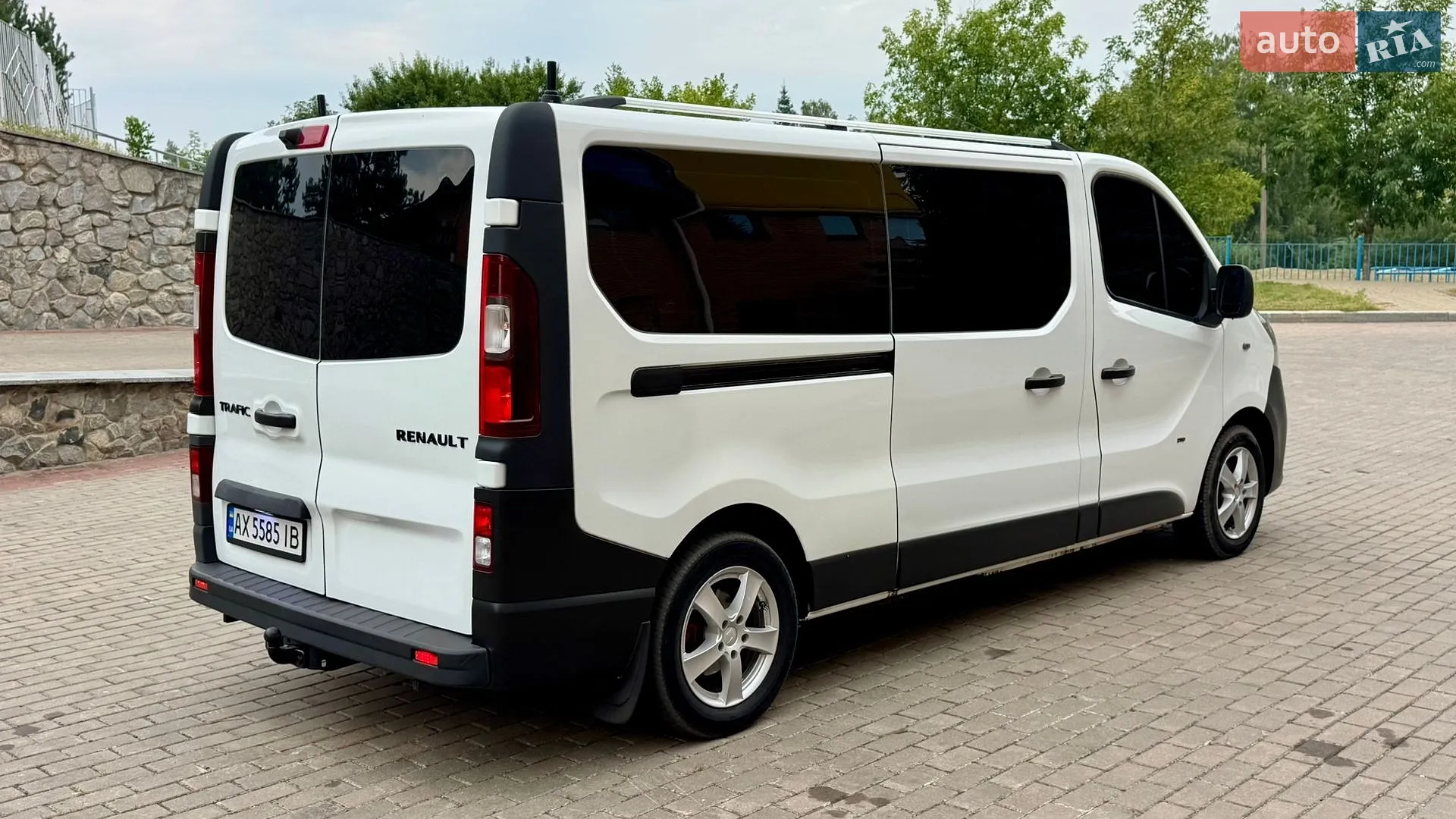 2015 Renault Trafic - мініатюра 9