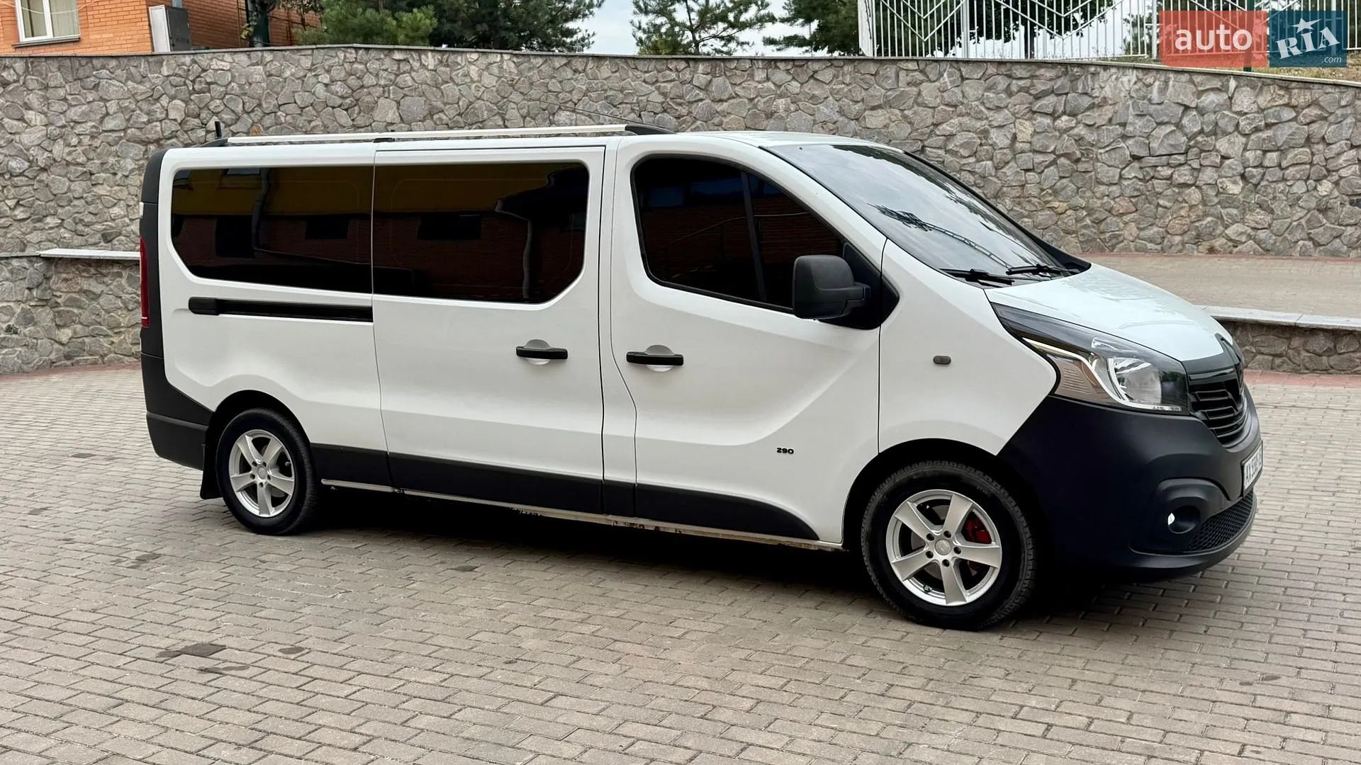 2015 Renault Trafic - мініатюра 4