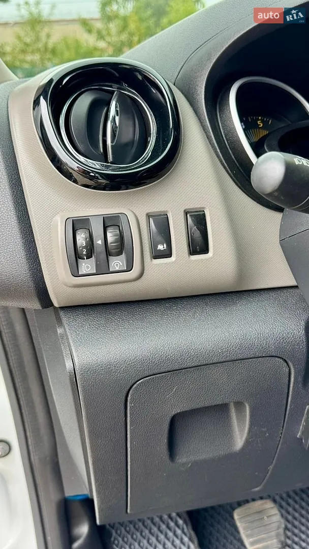 2015 Renault Trafic - мініатюра 23
