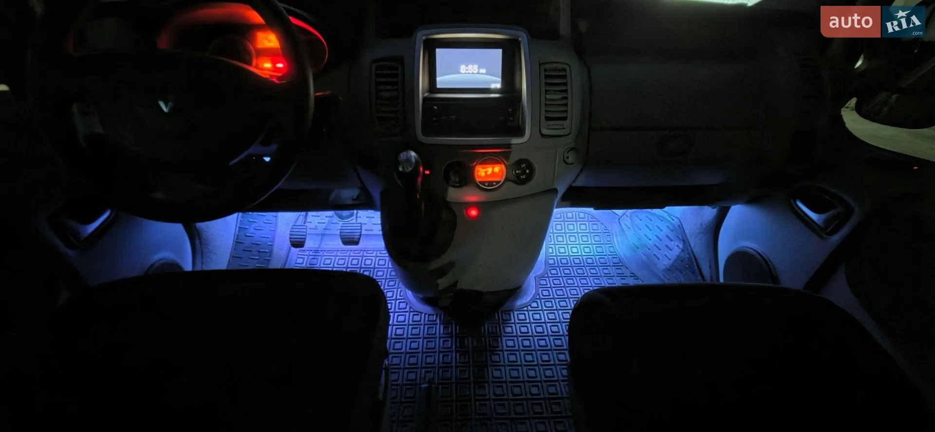 2013 Renault Trafic - мініатюра 28