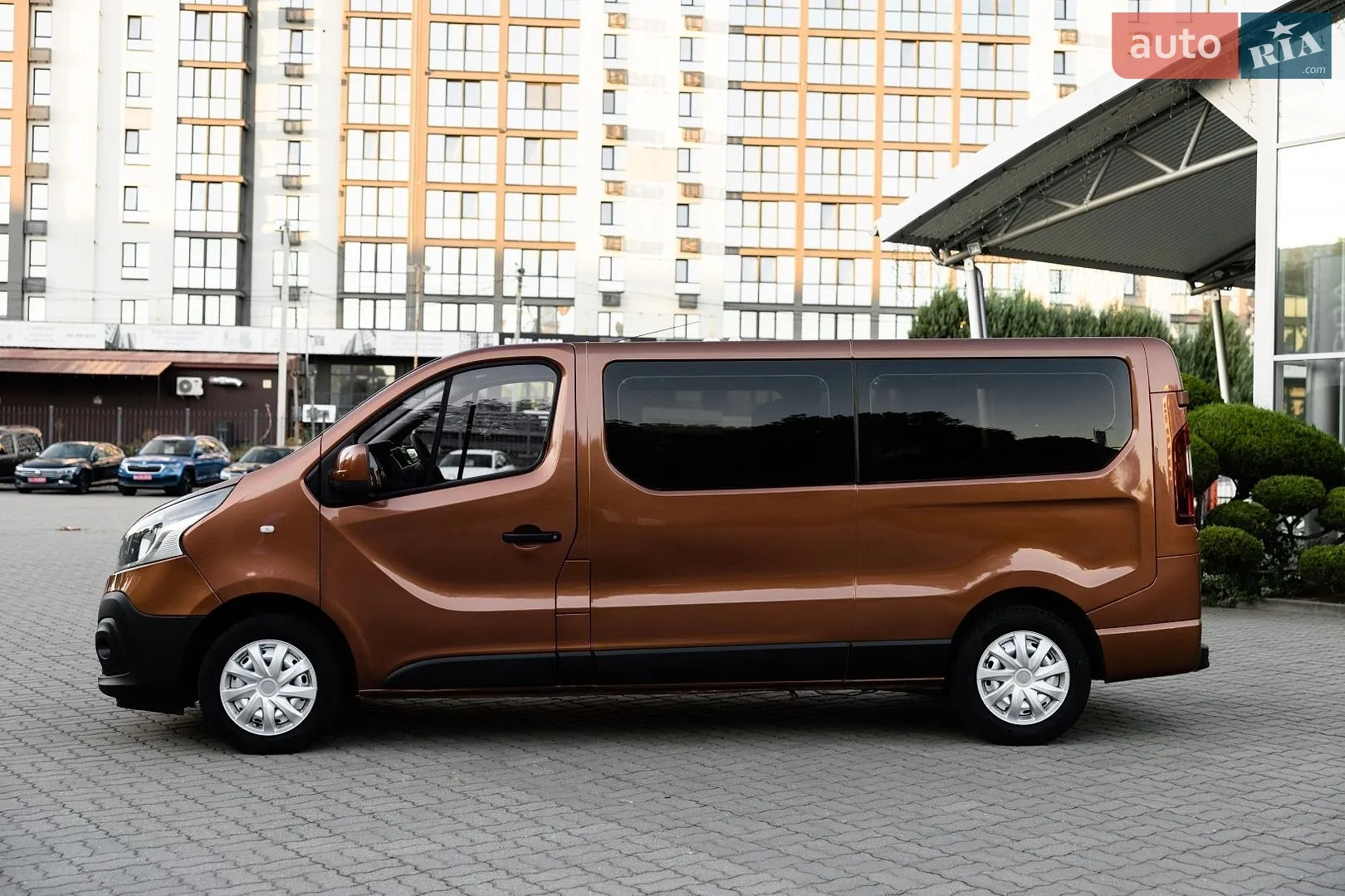 2016 Renault Trafic - мініатюра 3