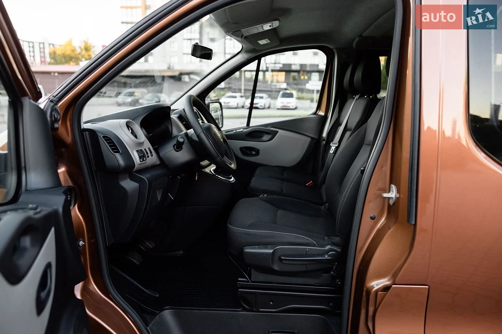 2016 Renault Trafic - мініатюра 10