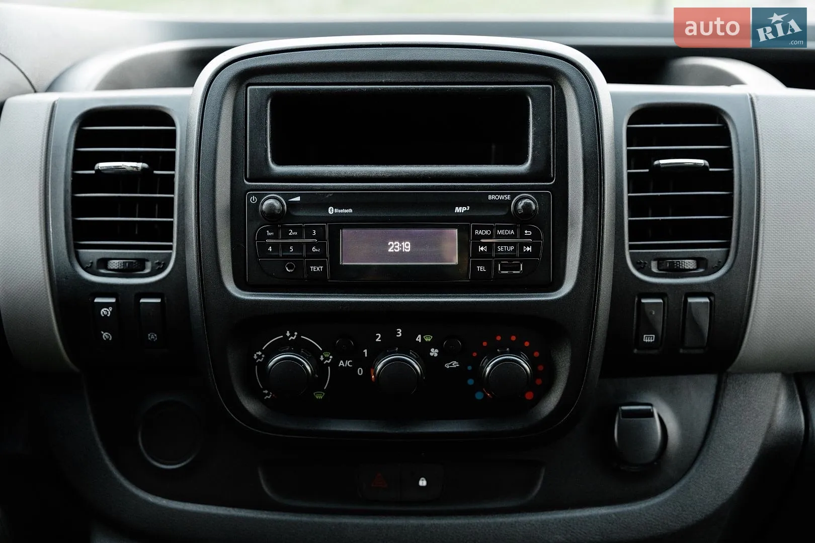 2016 Renault Trafic - мініатюра 22