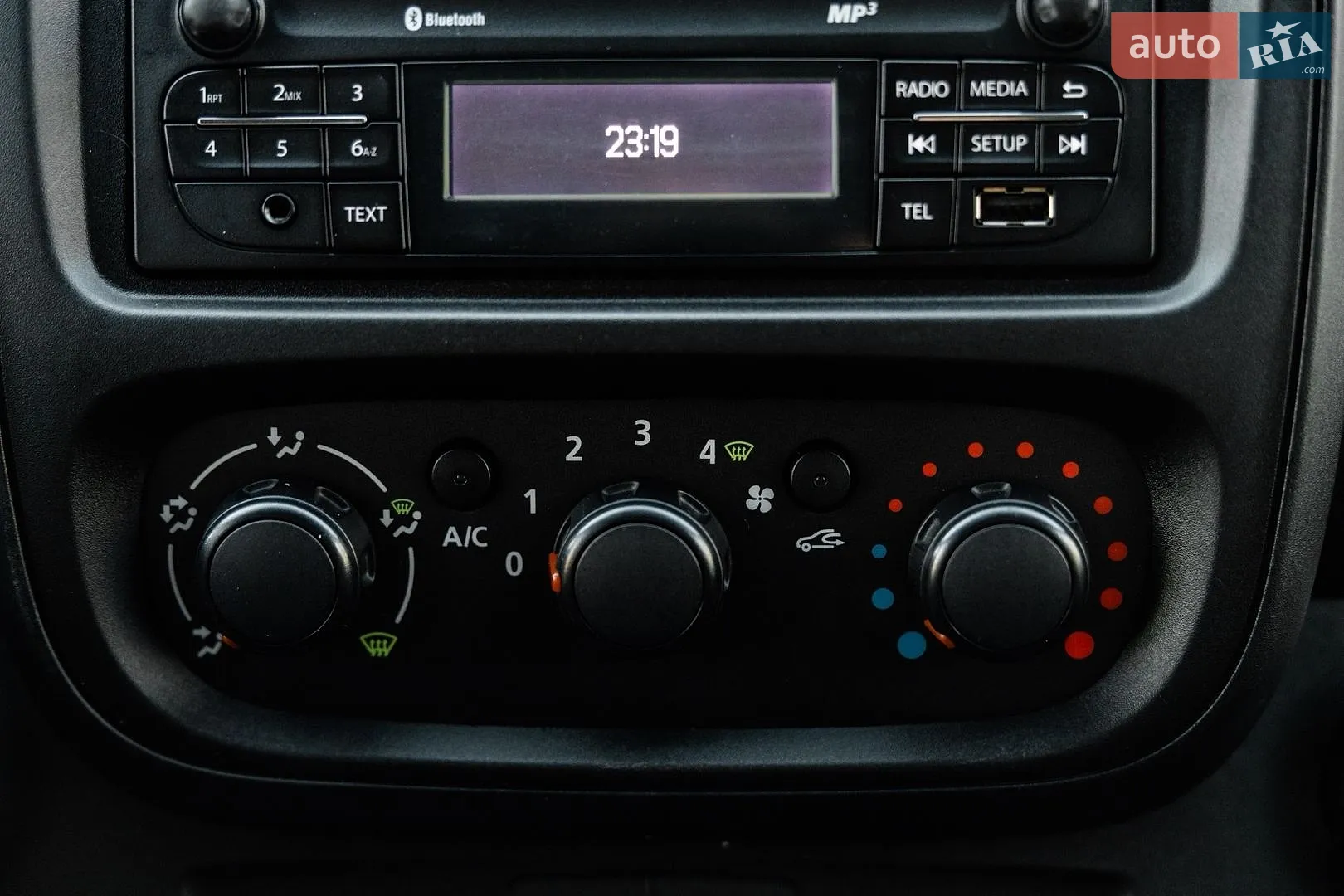 2016 Renault Trafic - мініатюра 23