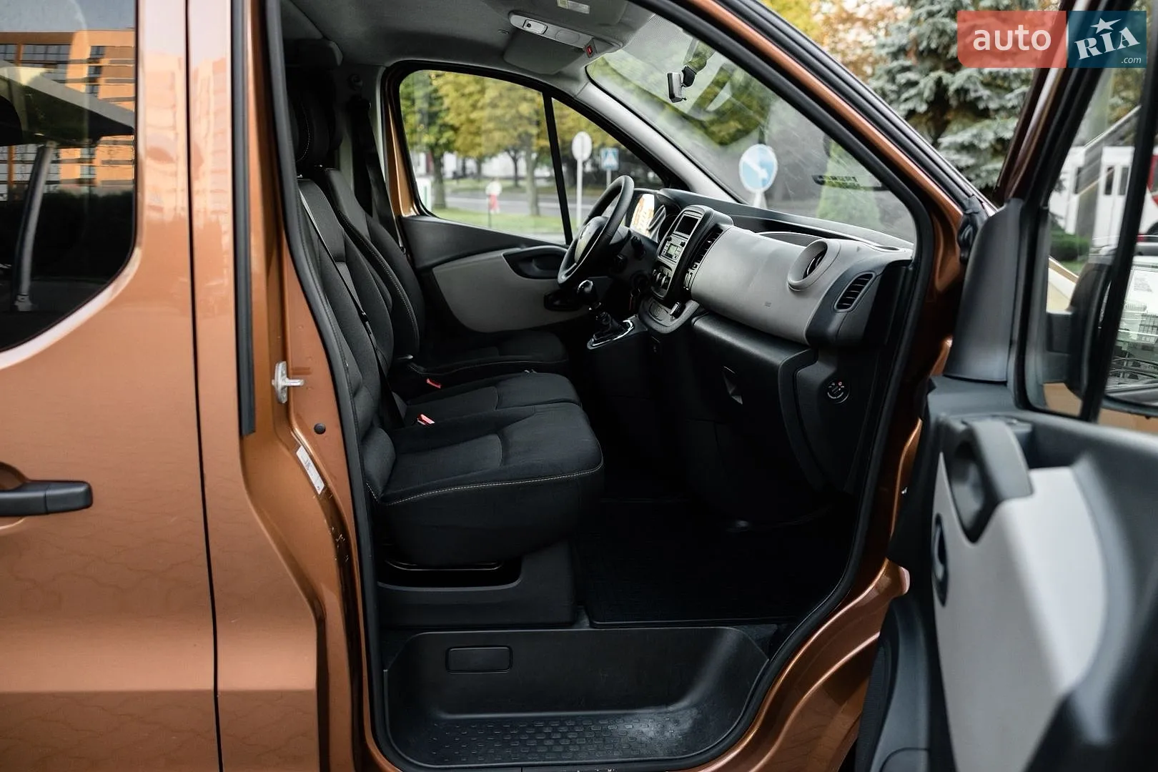 2016 Renault Trafic - мініатюра 28