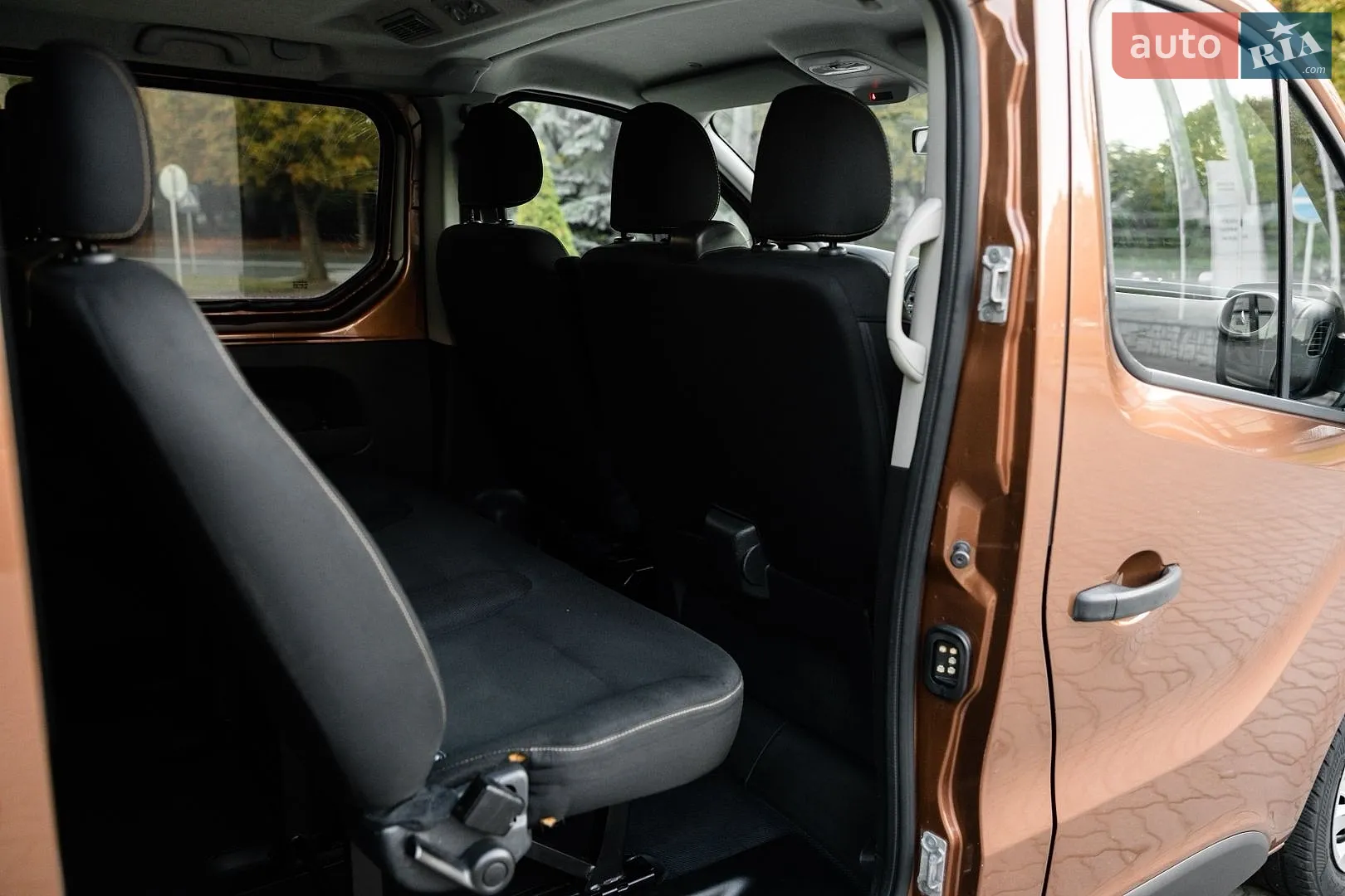 2016 Renault Trafic - мініатюра 36