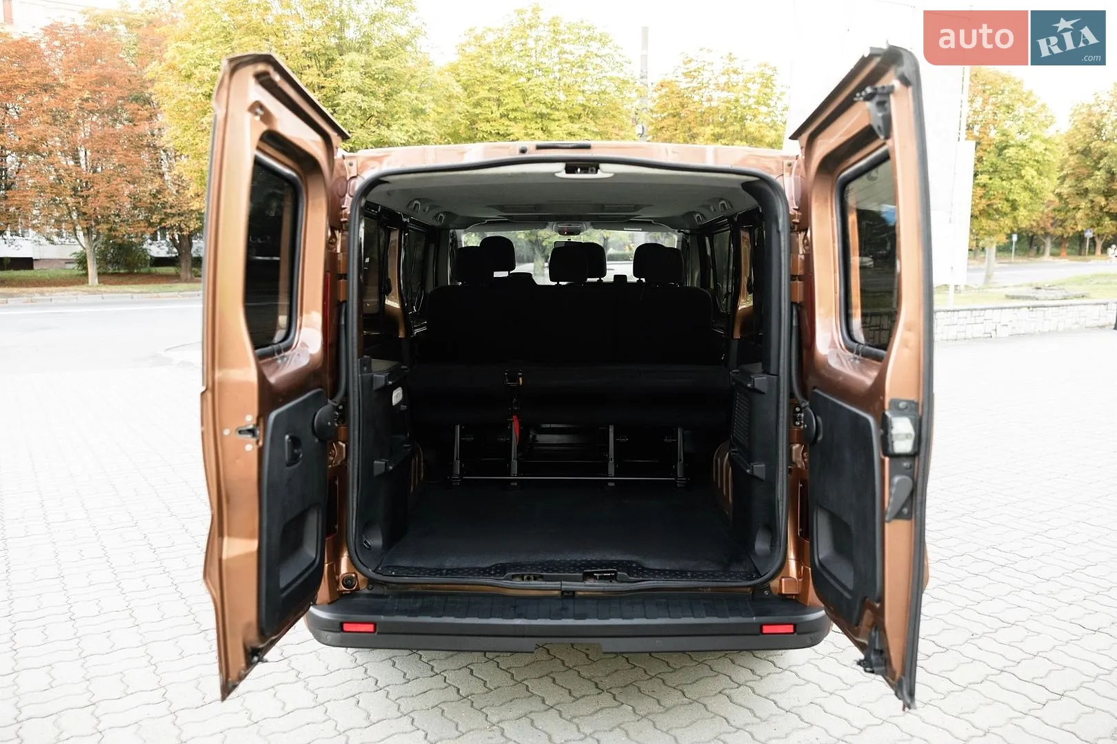 2016 Renault Trafic - мініатюра 42