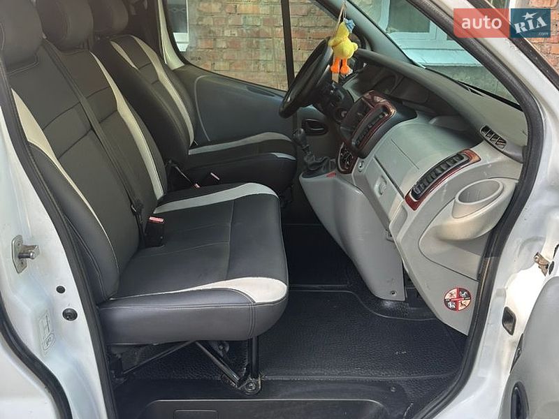 Минивэн Renault Trafic 2008 в Харькове