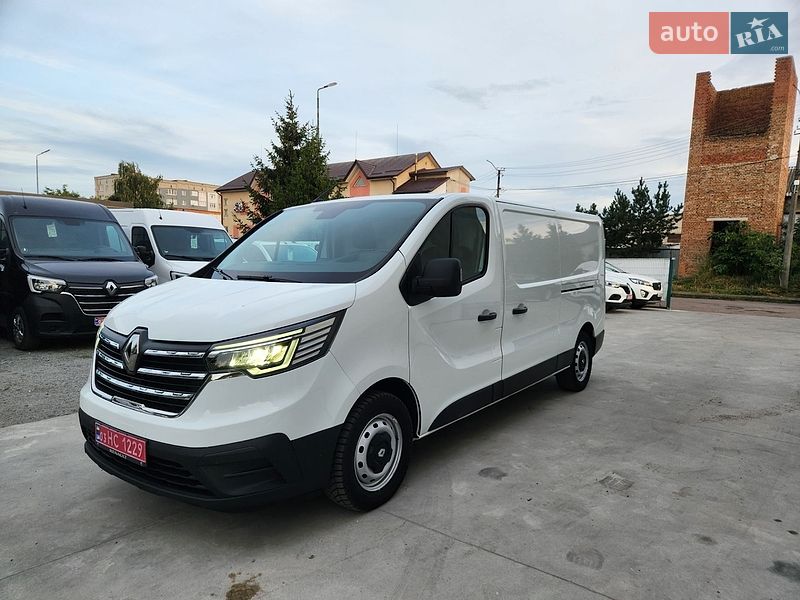 Вантажний фургон Renault Trafic 2021 в Дубні