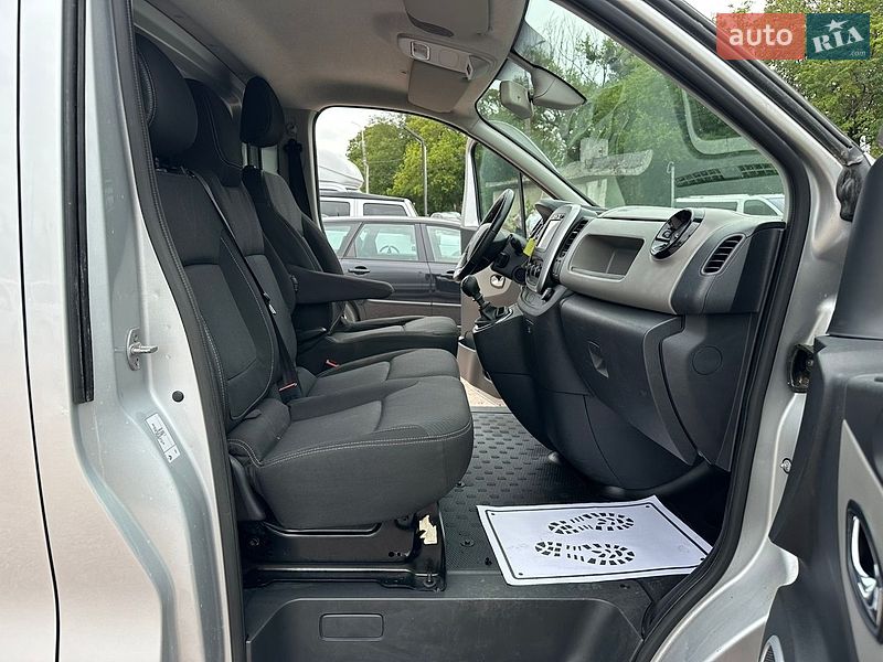 Другие грузовики Renault Trafic 2016 в Ровно