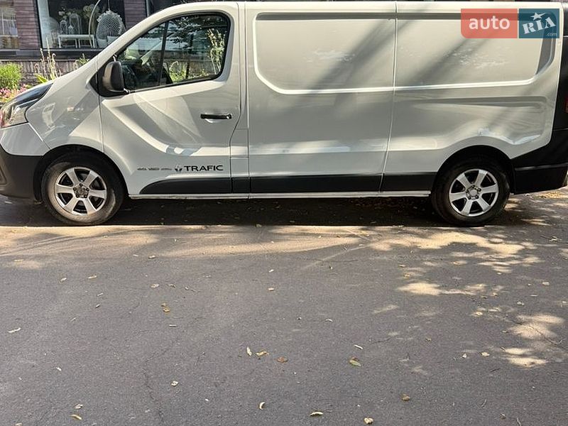 Renault Trafic 2016