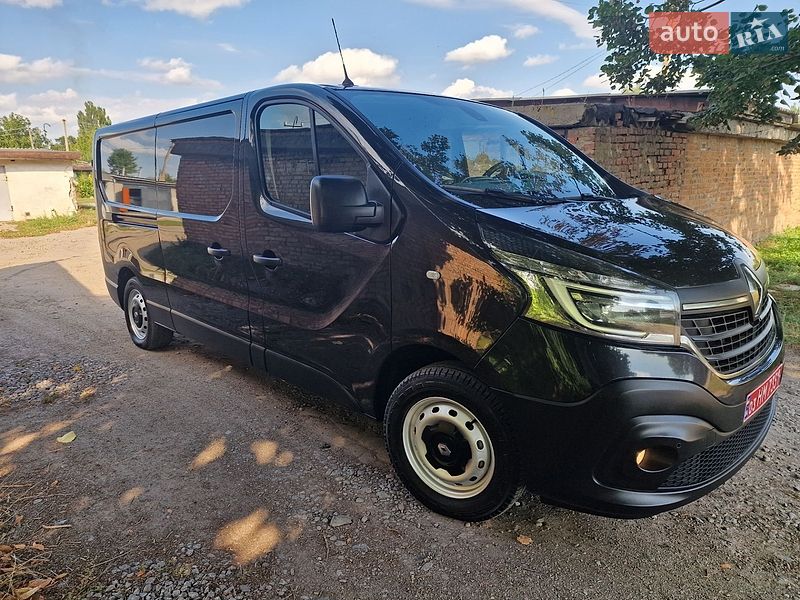 Грузовой фургон Renault Trafic 2020 в Казатине